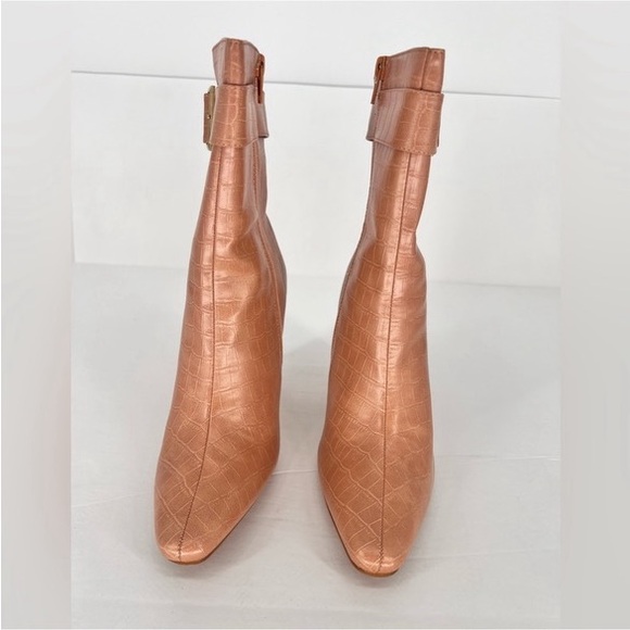 NIB Journee Collection Elanie Bootie - Picture 11 of 16